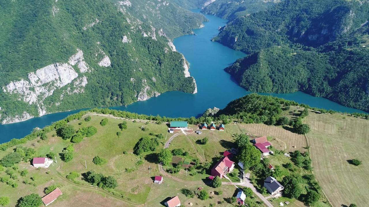 Rural Resort Tron Plužine Ngoại thất bức ảnh