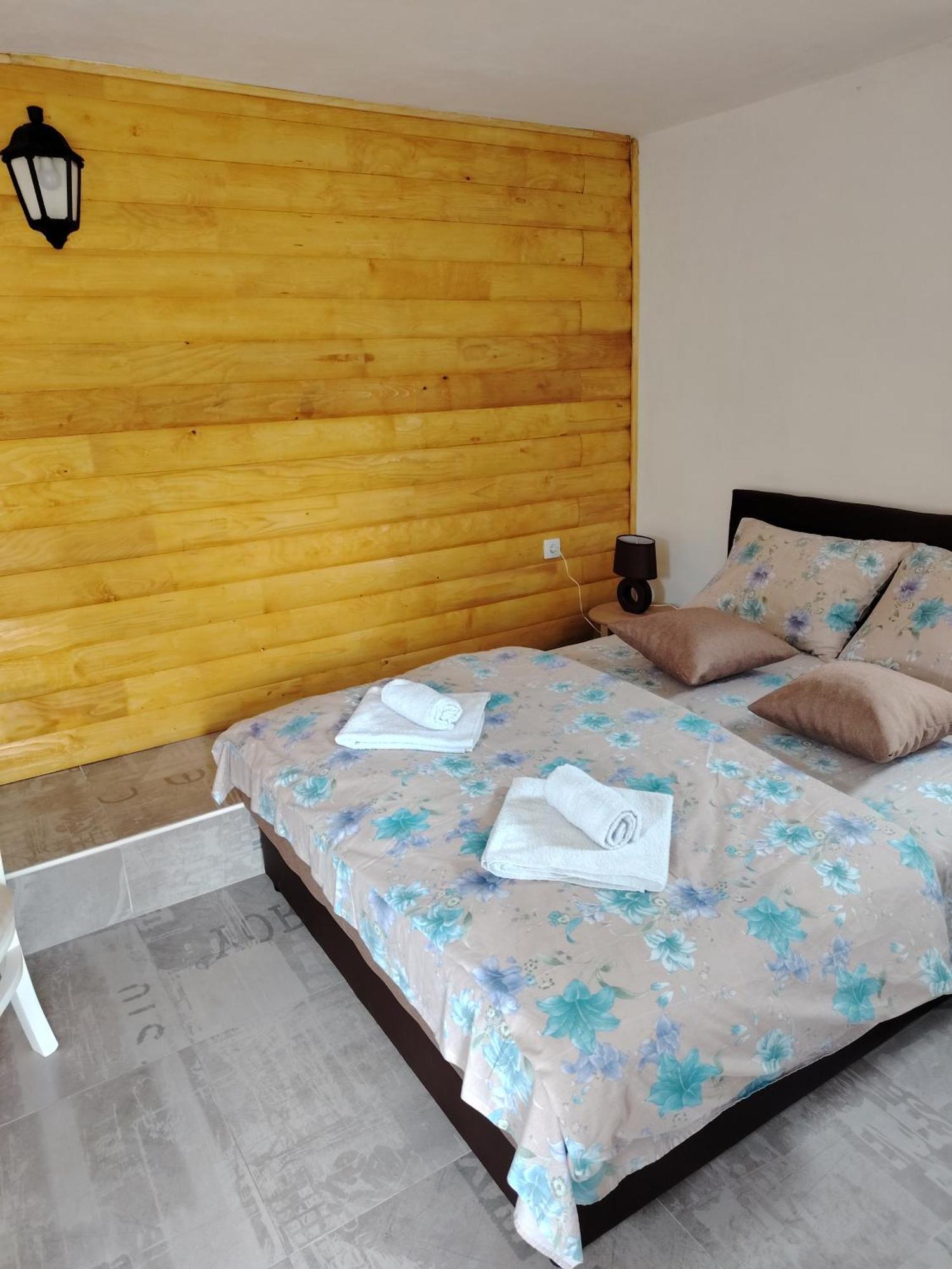 Rural Resort Tron Plužine Ngoại thất bức ảnh